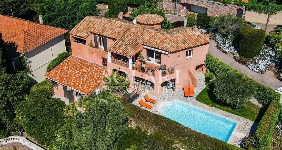Villa en Théoule-sur-Mer, Provenza-Alpes-Costa Azul, Francia 4 - 15664045
