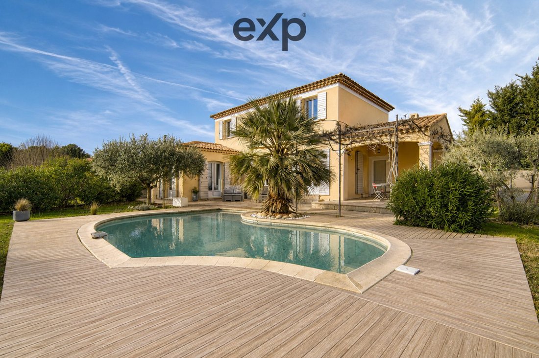 Casa de Campo en La Motte-d'Aigues, Provenza-Alpes-Costa Azul, Francia 2 - 18043674
