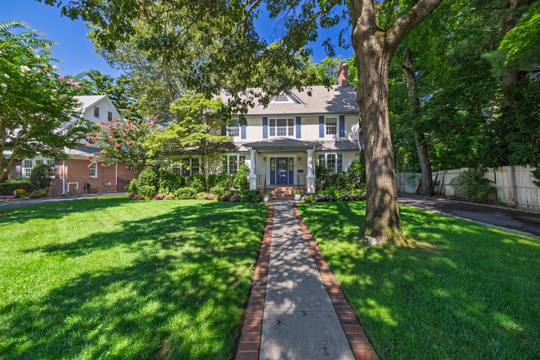 Haus in Rockville Centre, New York, Vereinigte Staaten 1 - 18740082