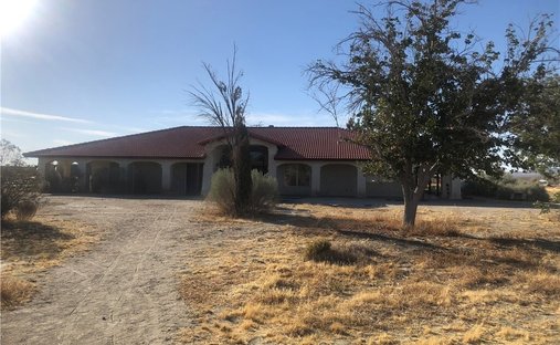House in Adelanto, California, United States 1