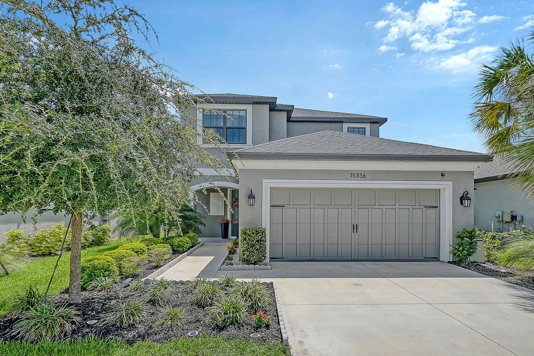 Venice, Florida, United States 2 - 18753974