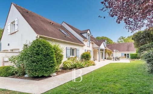 Haus in Forêt, Saint-Germain-en-Laye, Frankreich 1