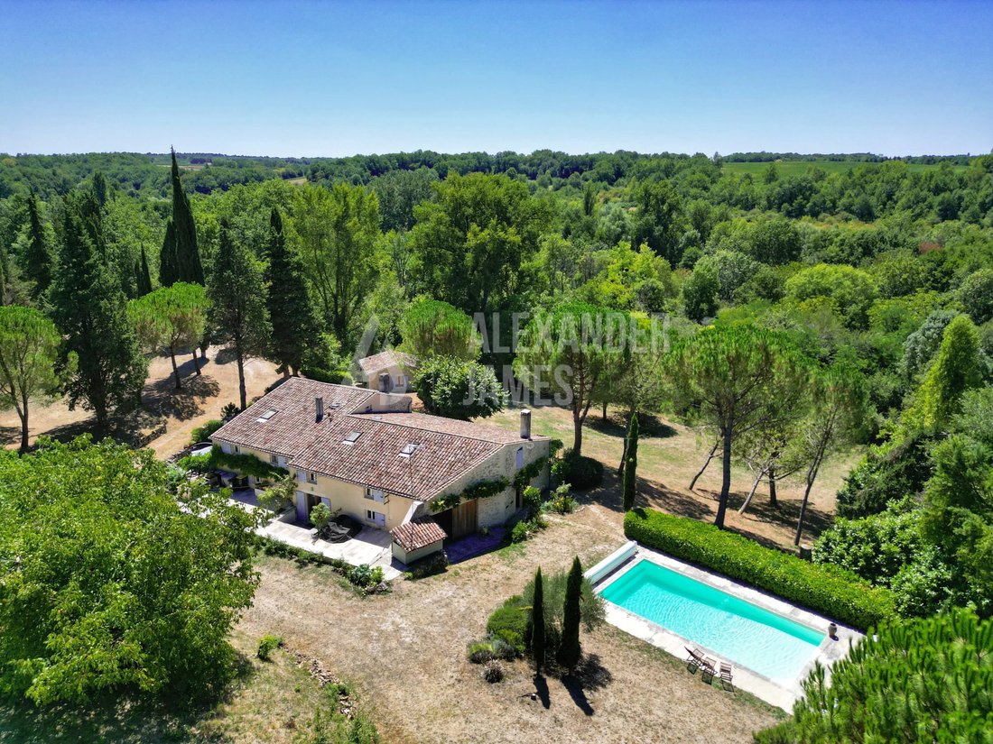 Maison à Pellegrue, Nouvelle-Aquitaine, France 1 - 18704484