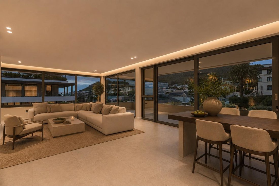 Apartment in Fresnaye, Bakoven, Cape Town 3 - 18369143