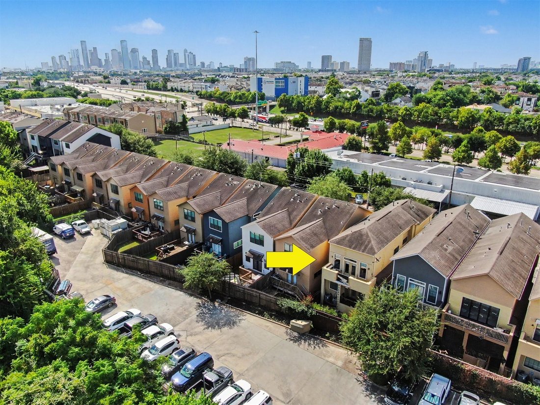 House in Houston, Texas, United States 1 - 18749263