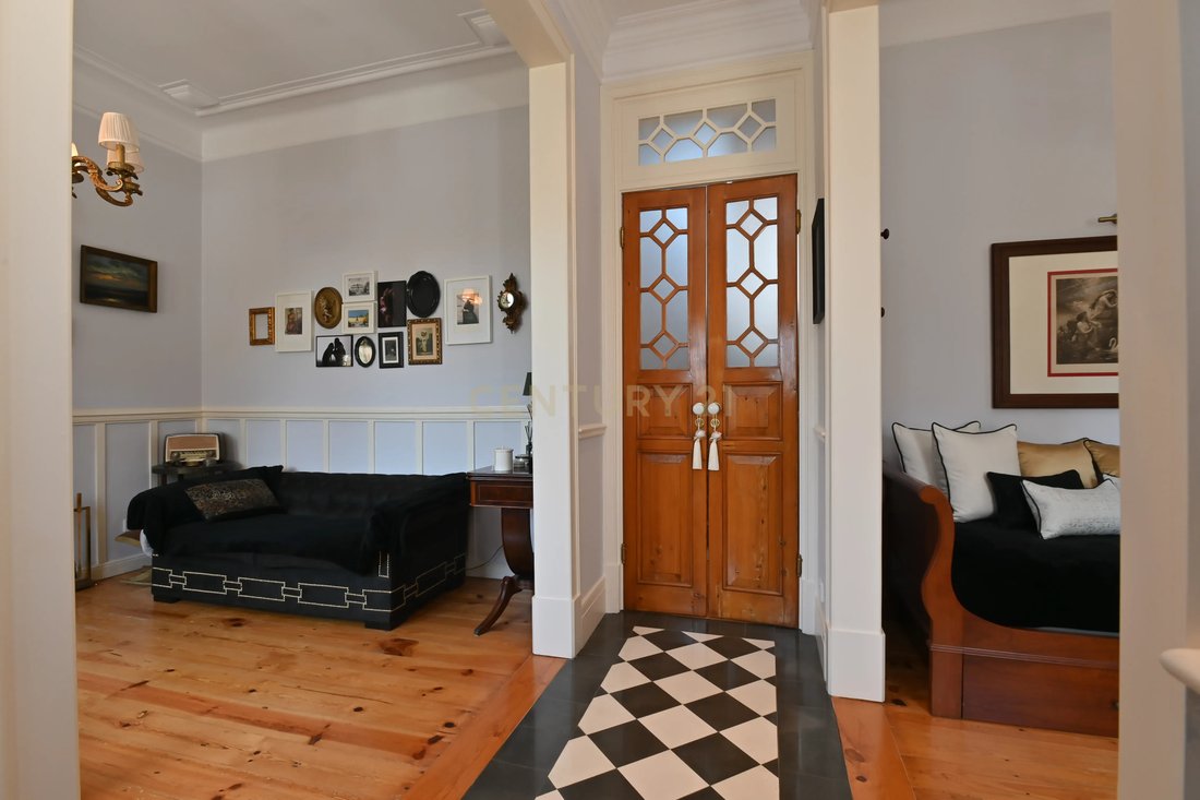Villa in Alges, Linda-a-Velha und Cruz Quebrada-Dafundo, Lissabon, Portugal 2 - 18754957