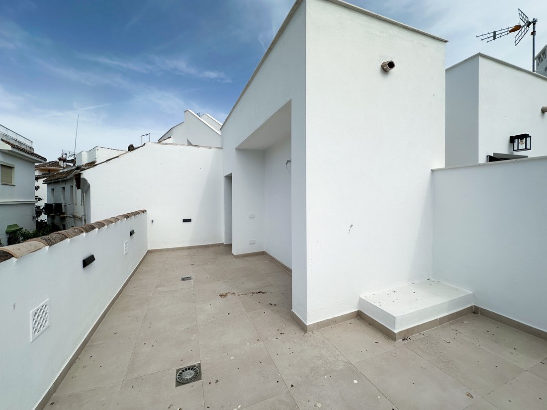 Maison de ville à Estepona, Andalousie, Espagne 2 - 18755246