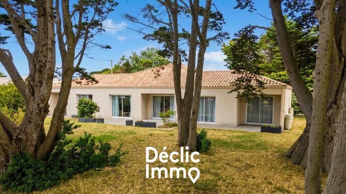Villa en Saint-Hilaire-de-Riez, Países del Loira, Francia 2 - 18756231