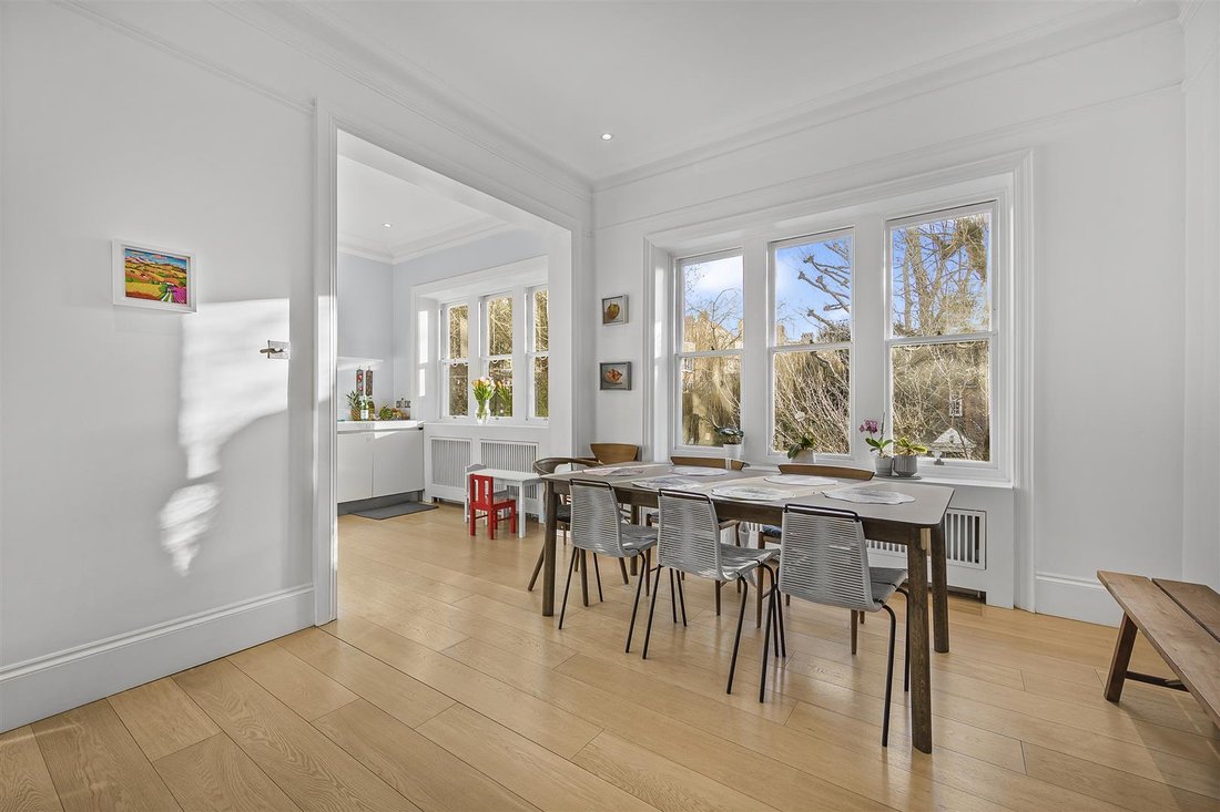 Apartment in Hamstead, Shalfleet, England 3 - 18761165