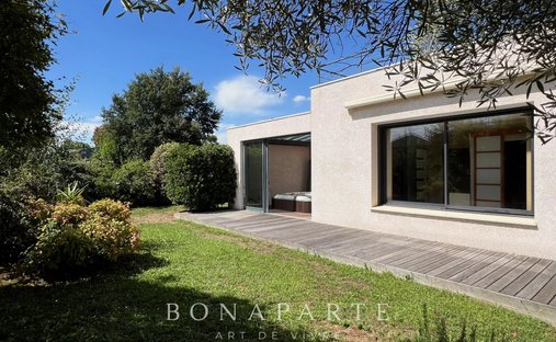 Casa en Bizanos, Nueva Aquitania, Francia 1