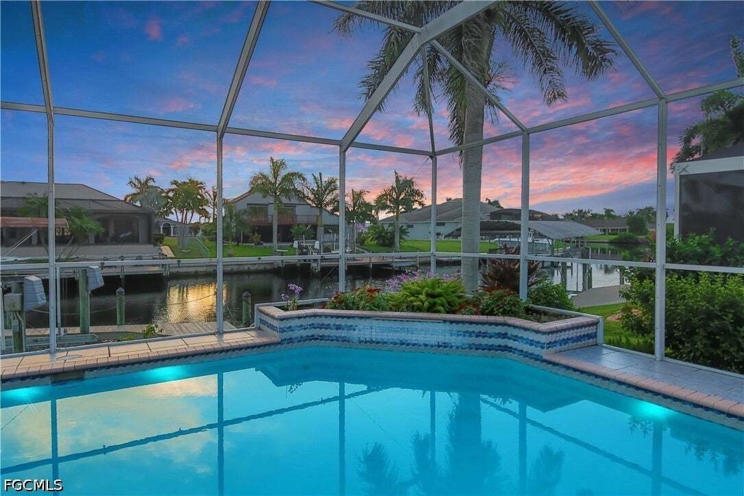 Casa a Cape Coral, Florida, Stati Uniti 1 - 18760932