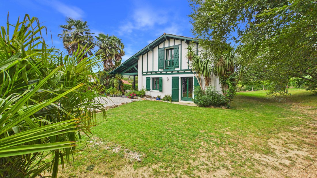 Villa en Espelette, Nueva Aquitania, Francia 1 - 18750246