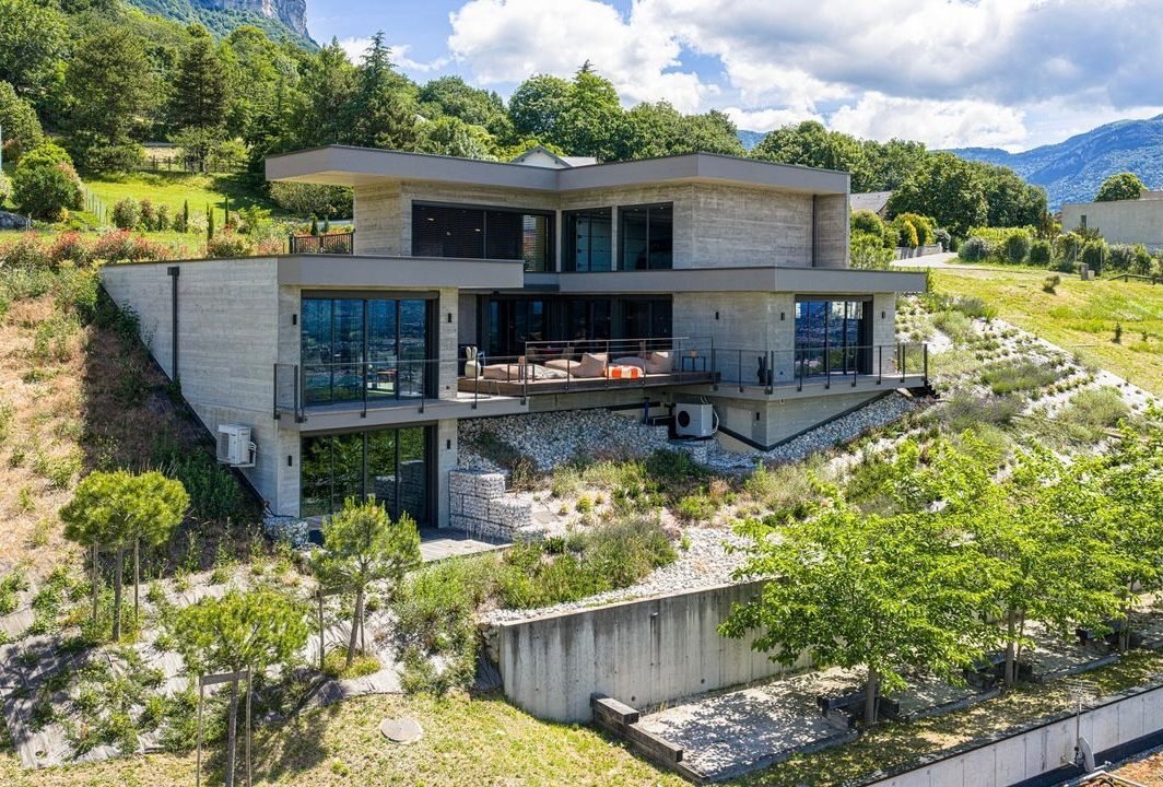 Villa en Nord, Saint-Alban-Leysse, Francia 1 - 18373507