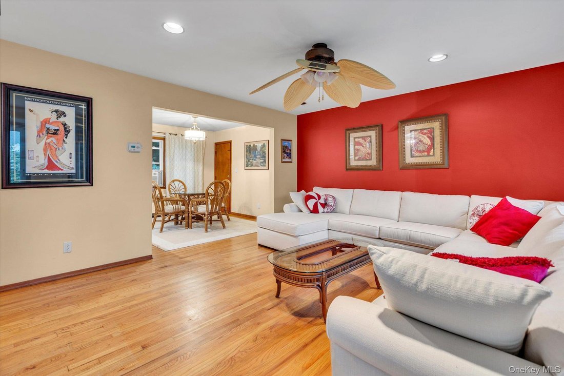 Casa en Huntington Station, Nueva York, Estados Unidos 4 - 18757346