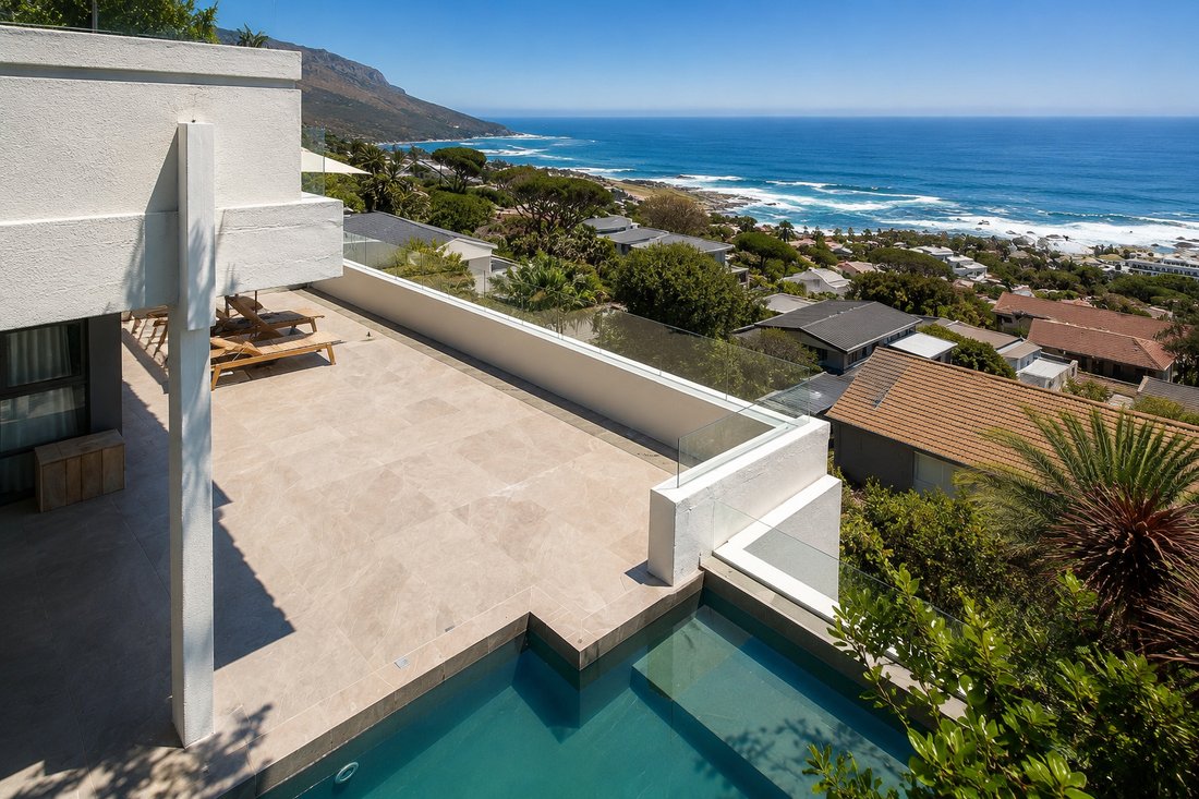 Maisons de campagne à Camps Bay, Le Cap, Afrique du Sud 3 - 18750284