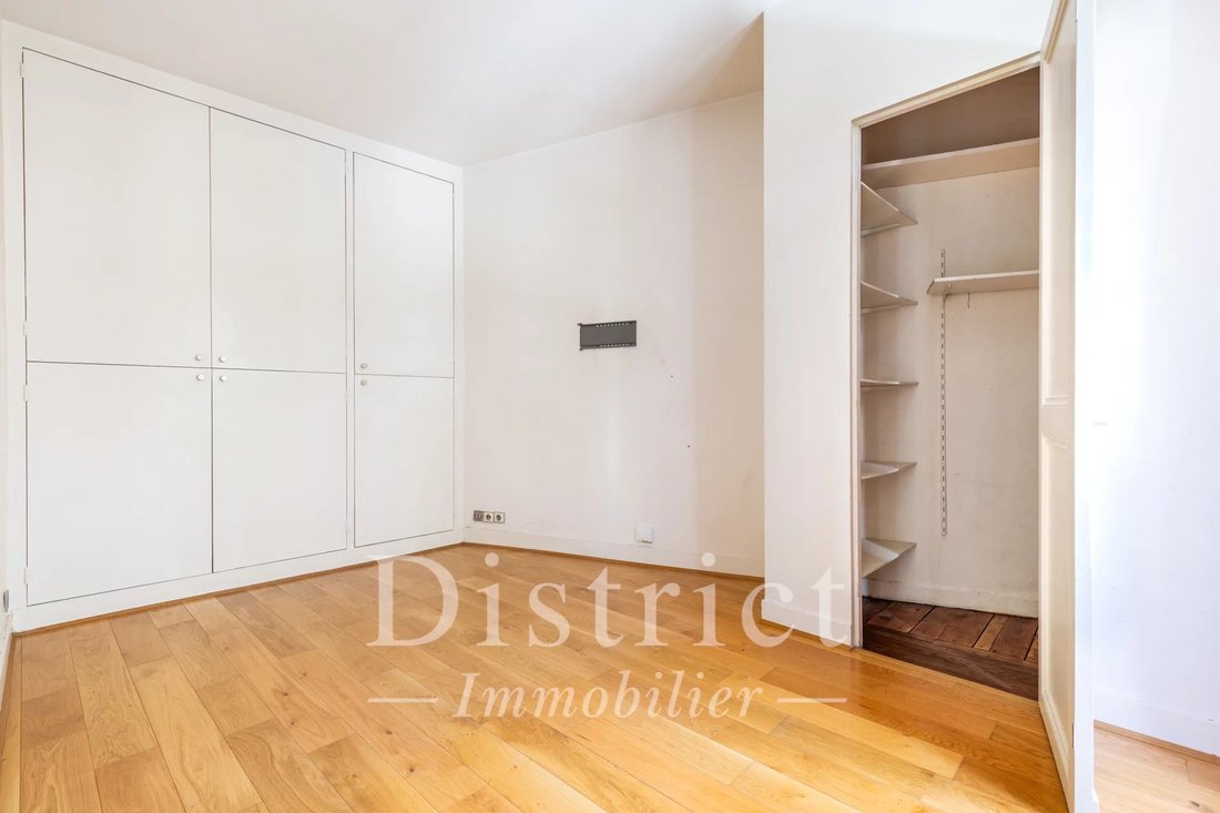 Apartment in Emeriau-Zola, Paris 15e Arrondissement, Paris 3 - 18750065