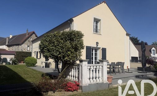 Maison à Génicourt, Île-de-France, France 1
