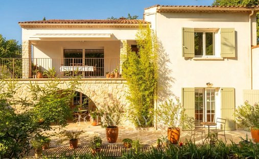 Maison à Alleins, Provence-Alpes-Côte d'Azur, France 1