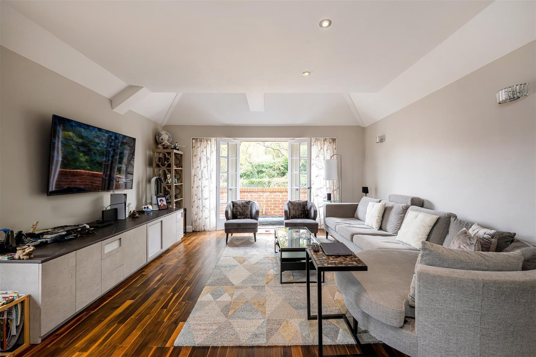 Apartment in Hamstead, Shalfleet, England 2 - 18761197