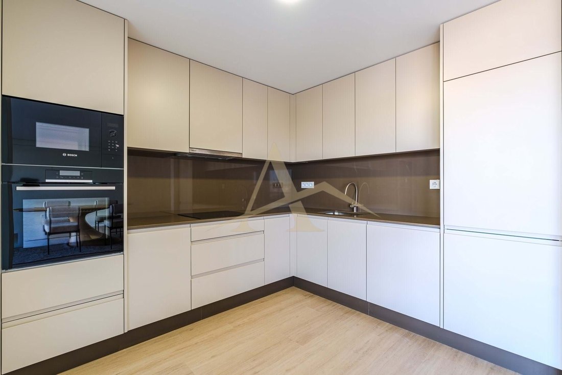 Appartement à Santa Marinha et Sao Pedro da Afurada, District de Porto, Portugal 4 - 18752917