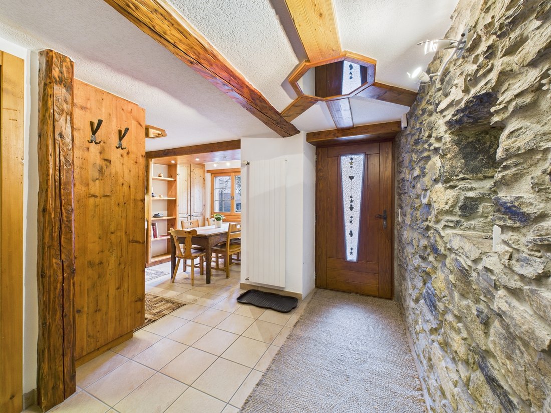 Casa en Grône, Cantón del Valais, Suiza 1 - 18759953