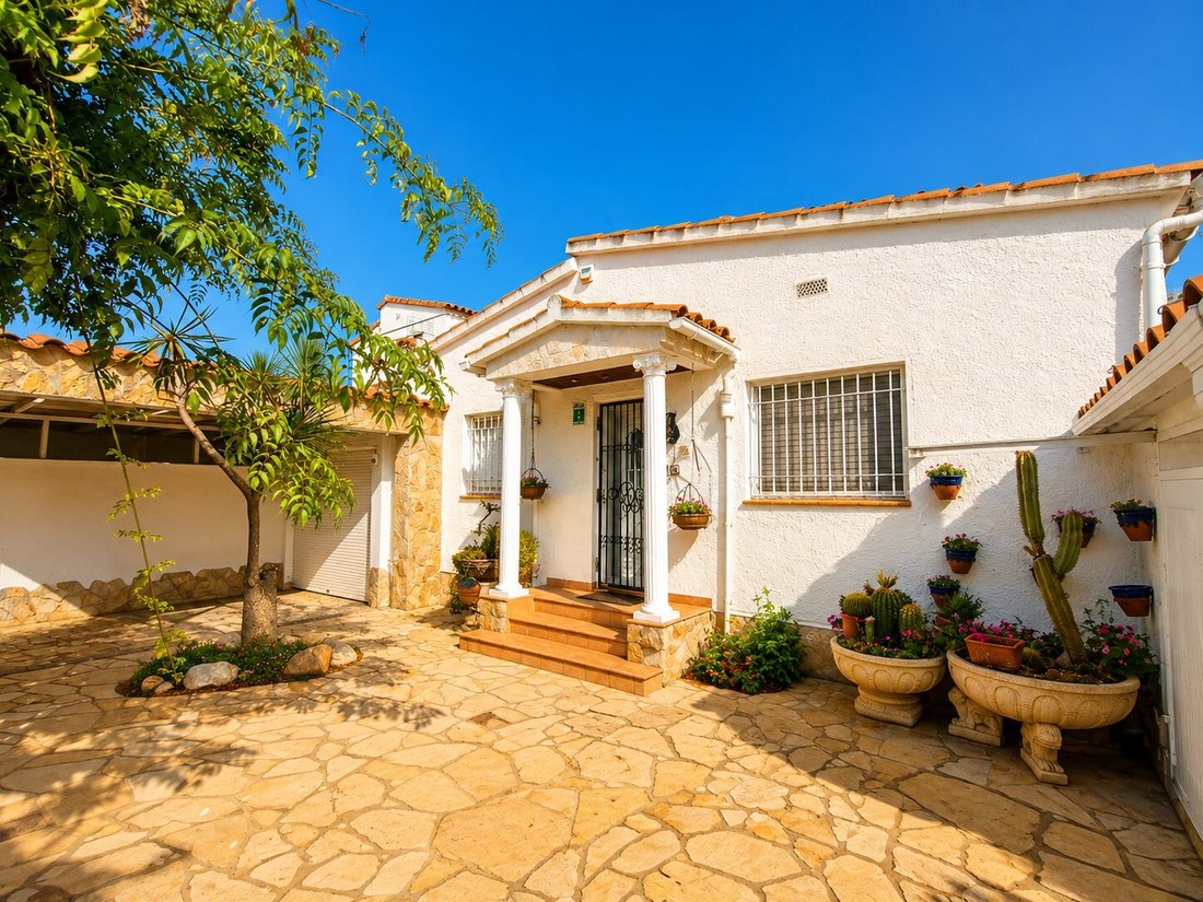 Villa à Empuriabrava, Catalogne, Espagne 5 - 18749665
