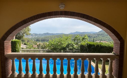 Stadthaus in La Palma de Cervelló, Katalonien, Spanien 1