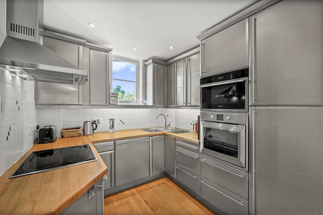 Apartment in Hamstead, Shalfleet, England 5 - 18761225