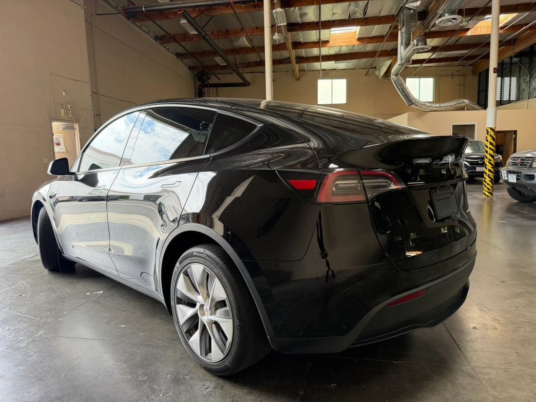 Suv in El Monte, CA, United States 5 - 18755395