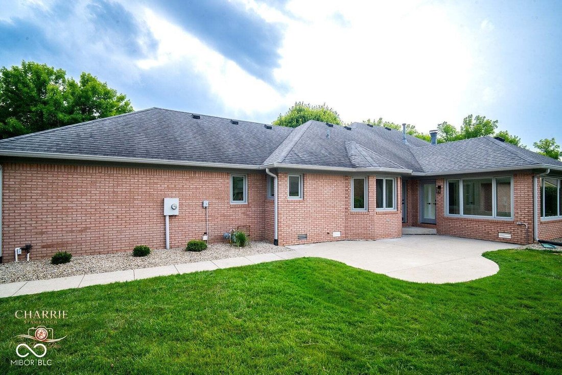 Casa a Greenwood, Indiana, Stati Uniti 2 - 18750979