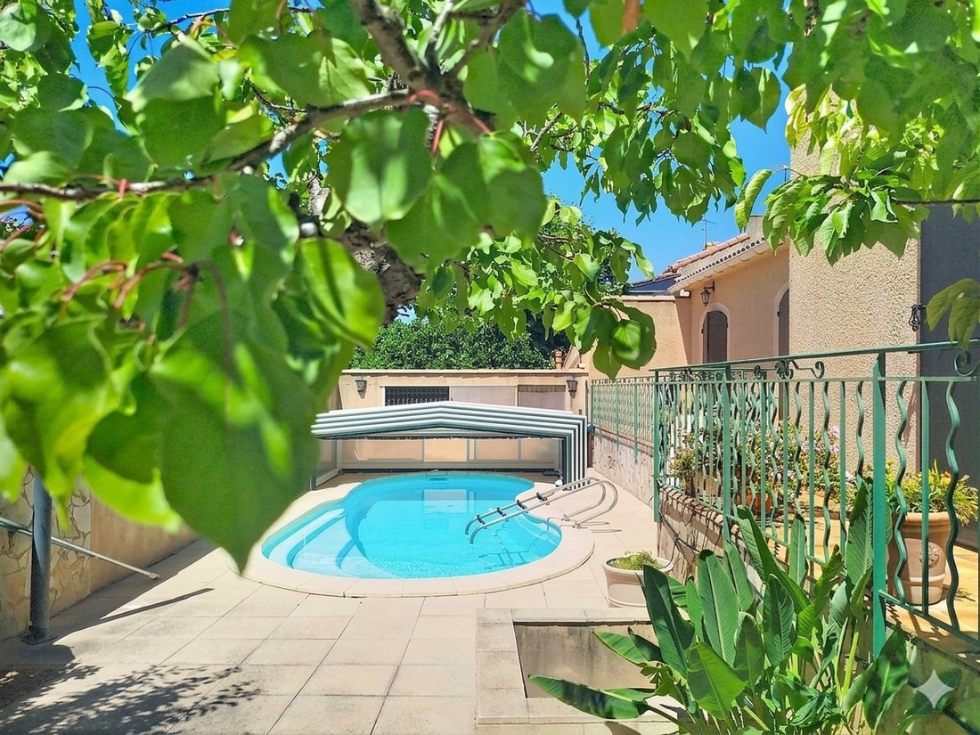 Villa in Chateau-Gombert, Marseille, Provence-Alpes-Côte d'Azur 1 - 18753186