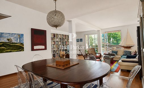 Villa in Grand Parc-Chartrons-Paul Doumer, Bordeaux, France 1