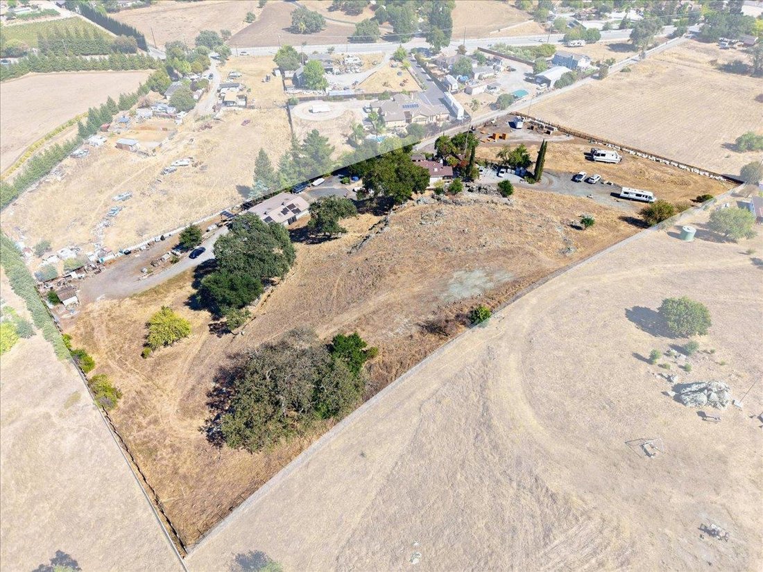 Casa a Morgan Hill, California, Stati Uniti 2 - 18758308