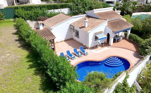 Villa in el Poble Nou de Benitatxell / Benitachell, Valencian Community, Spain 1