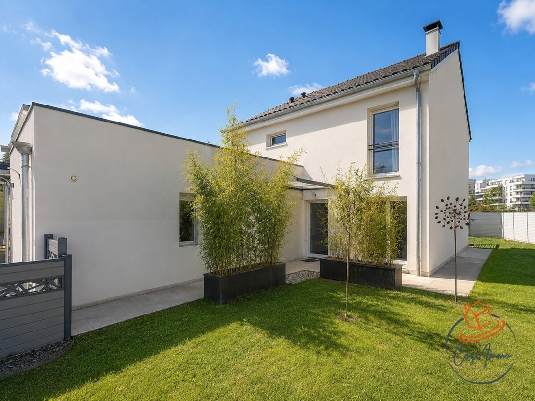 Casa a Ouest, Saint-Genis-Pouilly, Francia 2 - 16625490