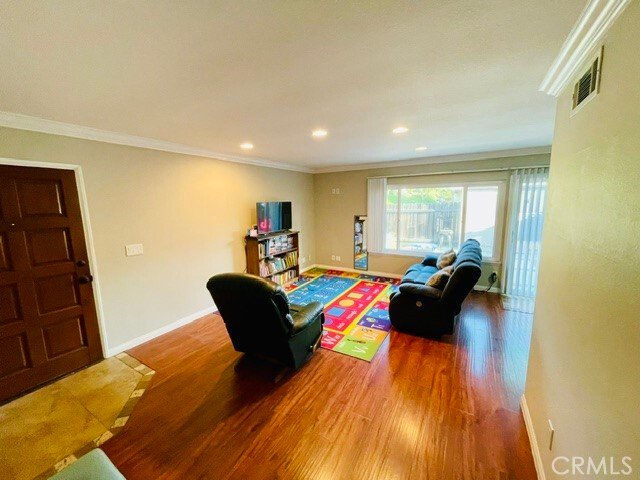 Townhouse en San Dimas, California, Estados Unidos 5 - 18208916