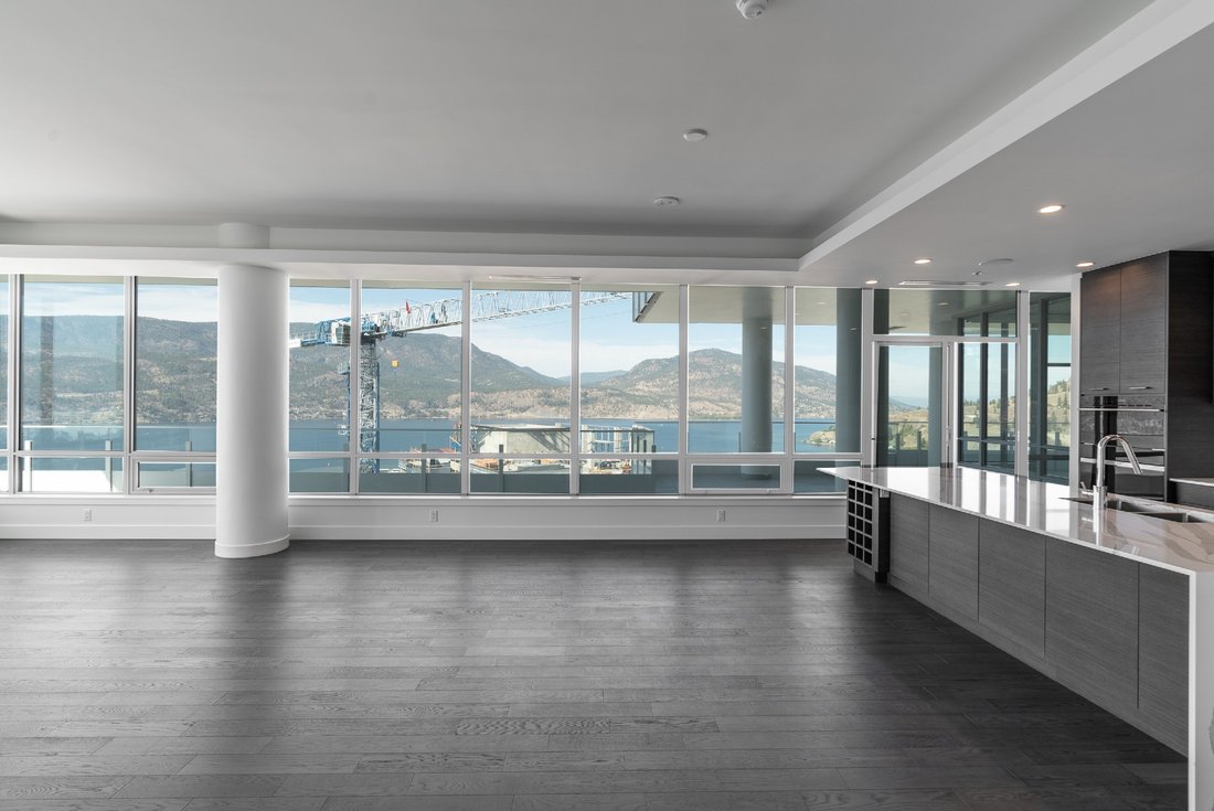 Maison à Kelowna, Colombie-Britannique, Canada 2 - 18753760