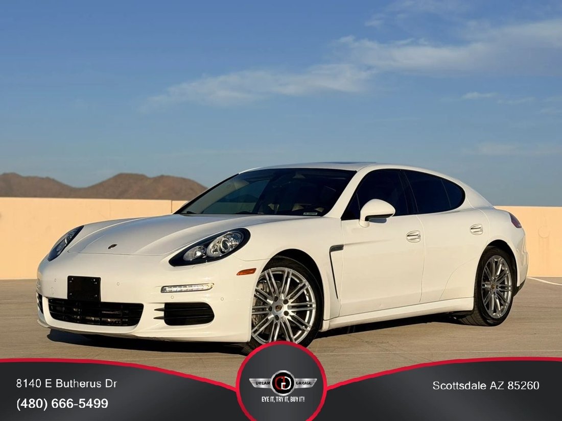 Sedan in Scottsdale, AZ, United States 1 - 18757512