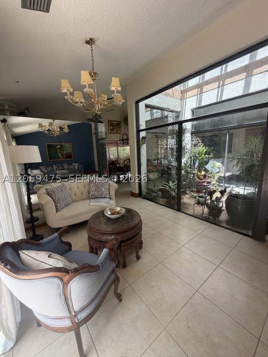 Casa en Miami, Florida, Estados Unidos 5 - 18637739