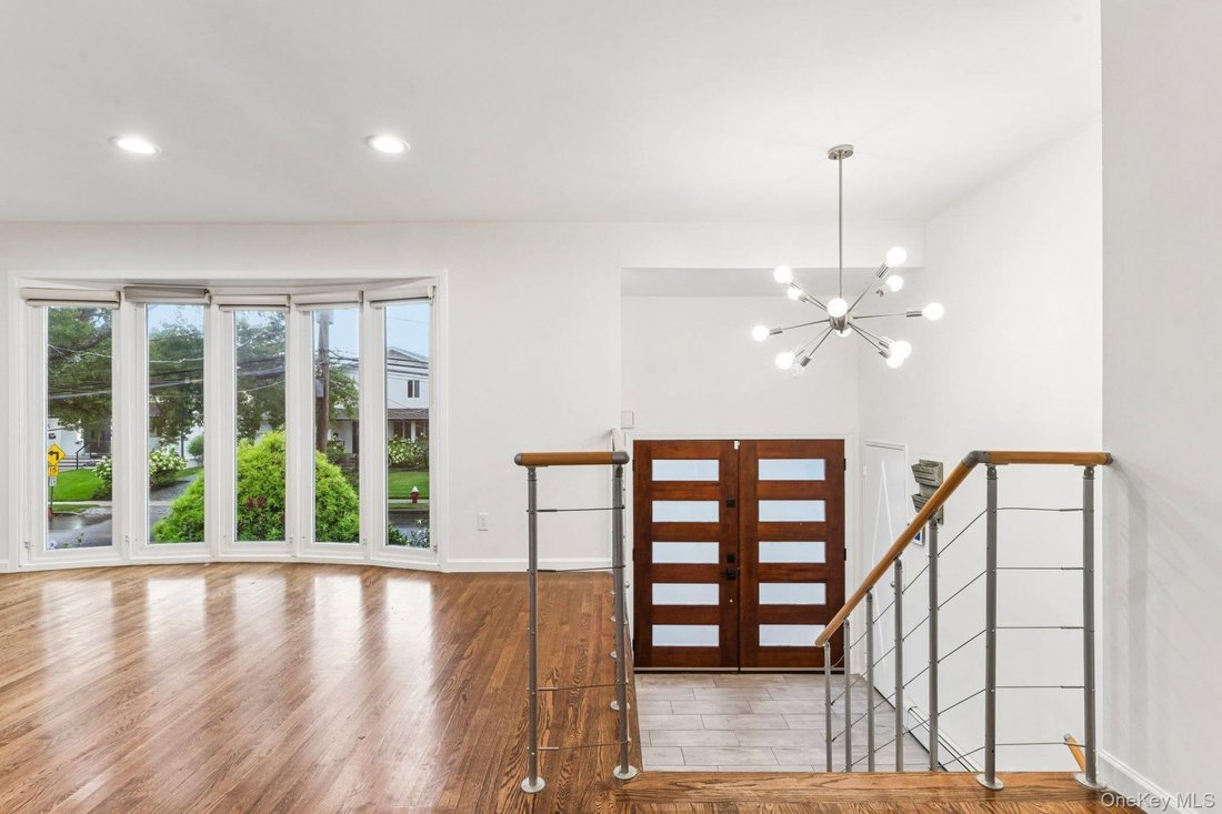 House in Woodmere, New York, United States 3 - 18757860