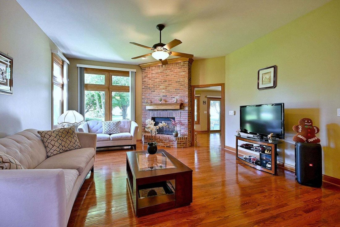 House in Sugar Grove, Illinois, United States 5 - 18758690