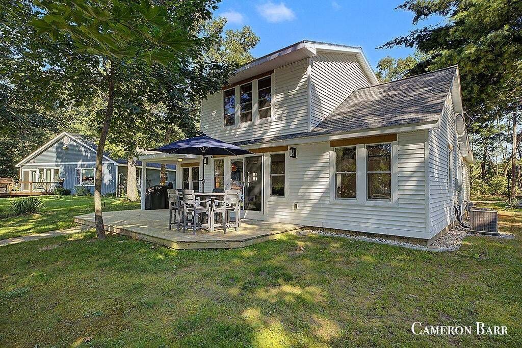Maison à Howard City, Michigan, États-Unis 4 - 18759357