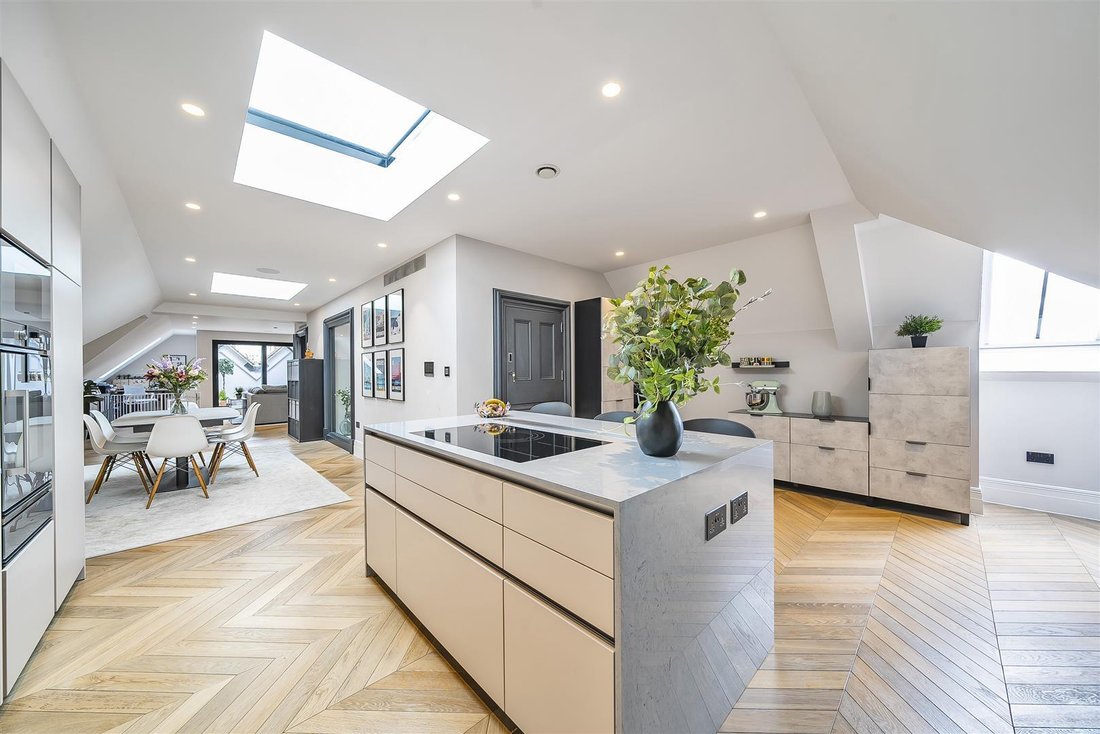 Apartment in Hamstead, Shalfleet, England 4 - 18761174