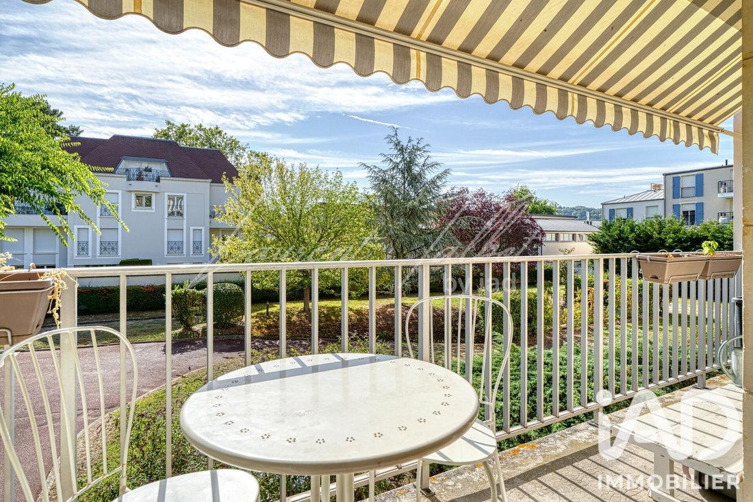 Apartment in Centre Ville, Croissy-sur-Seine, France 2 - 18759537