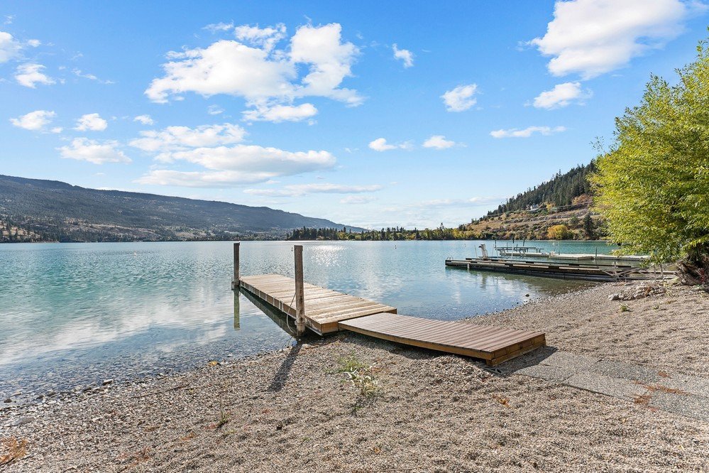 House in Lake Country, British Columbia, Canada 3 - 18753762