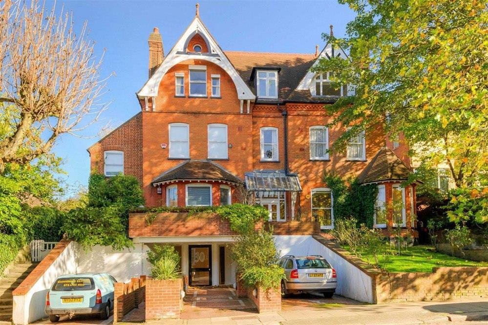 Apartment in Hamstead, Shalfleet, England 1 - 18761197