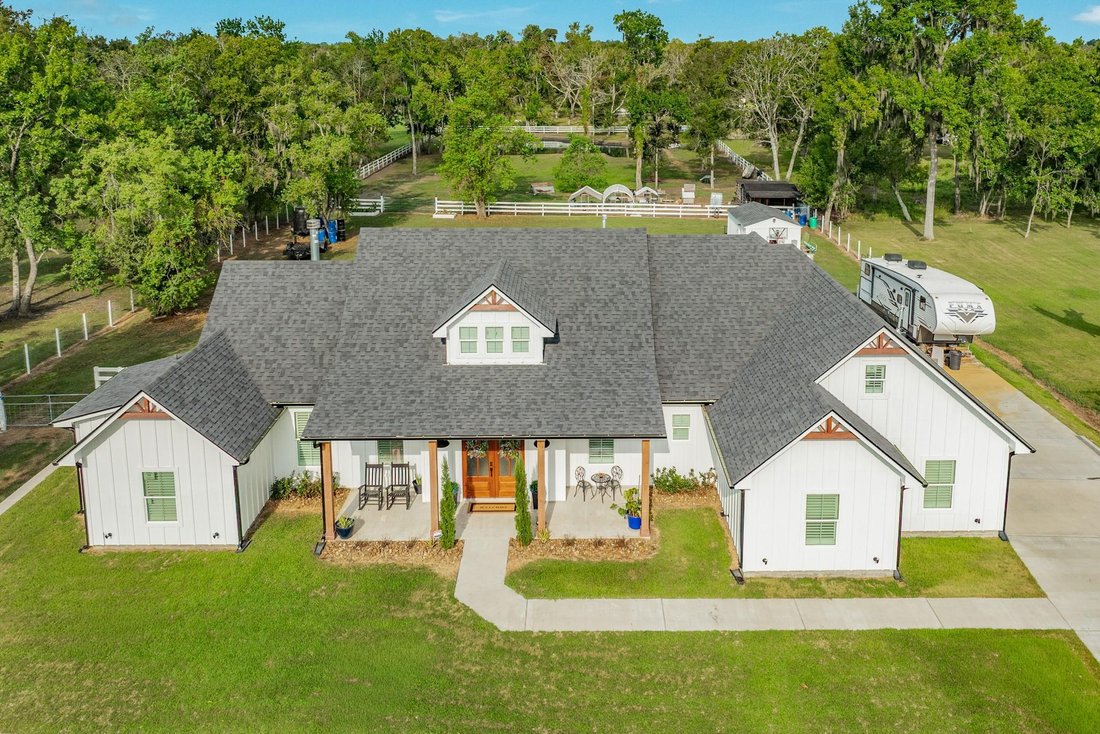 Casa a Angleton, Texas, Stati Uniti 1 - 18757140