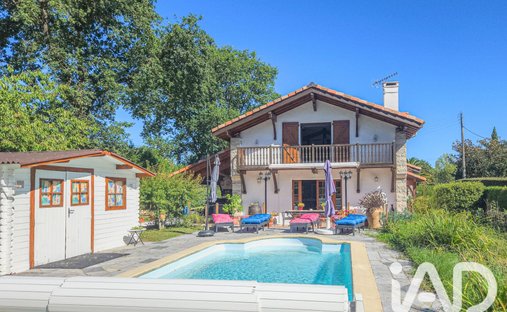 Maison à Mendi-Choko-Karrikatxar-Olhette, Urrugne, France 1