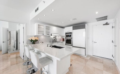 Condo in Miami Beach, Florida, United States 1