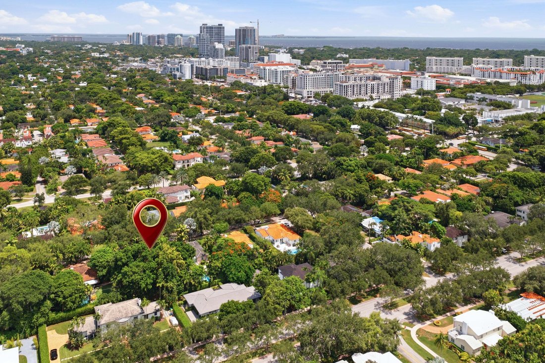 Casa a Coral Gables, Florida, Stati Uniti 1 - 18749029